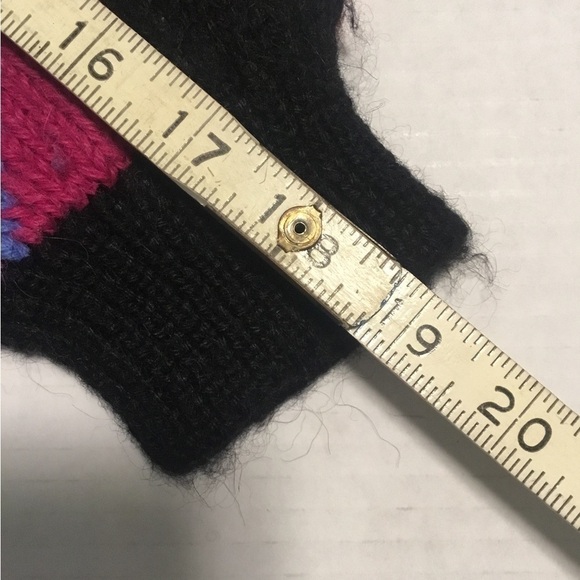 ALPACA IMPORTS hand knitted art to wear sweater. S/ M / L? - Picture 6 of 8